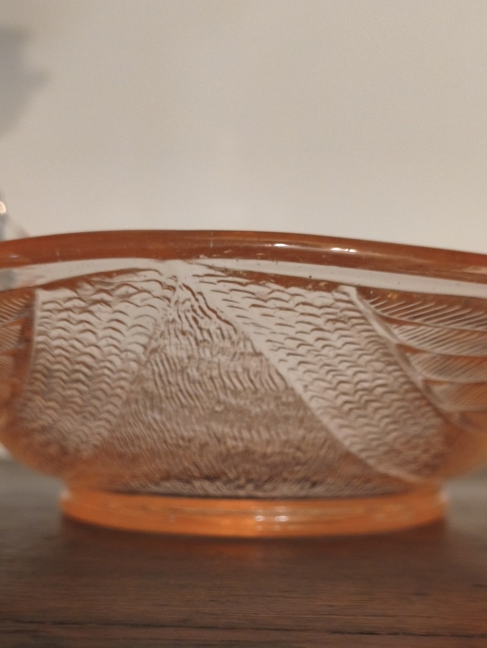 Vintage Peach Glass Swan Bowl - Fenton Depression Glass Amazing Condition - Picture 3 of 3